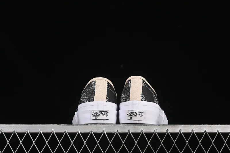 All categories Vans Vans series Vans Low Vans low top Vans Authentic 44 Vans slip-on slip-on skate shoes VN000D5KESB